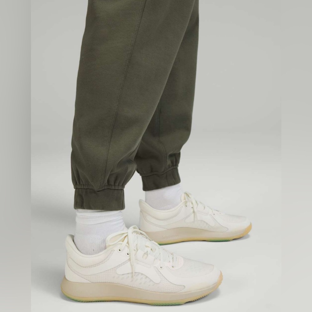 ⭐️Host Pick⭐️ Lululemon Relaxed High-Rise Jogger - Picture 10 of 11